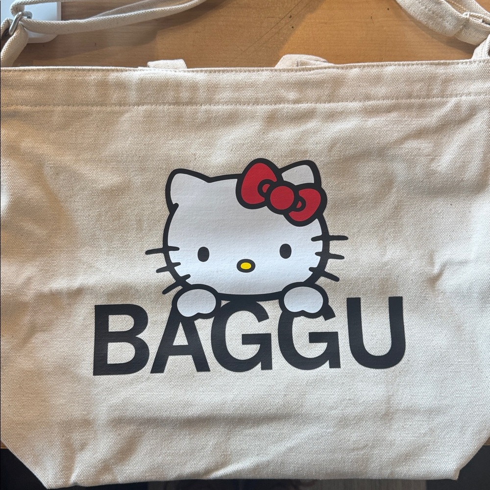 BAGGU x Hello Kitty and Friends horizontal zip duck bag